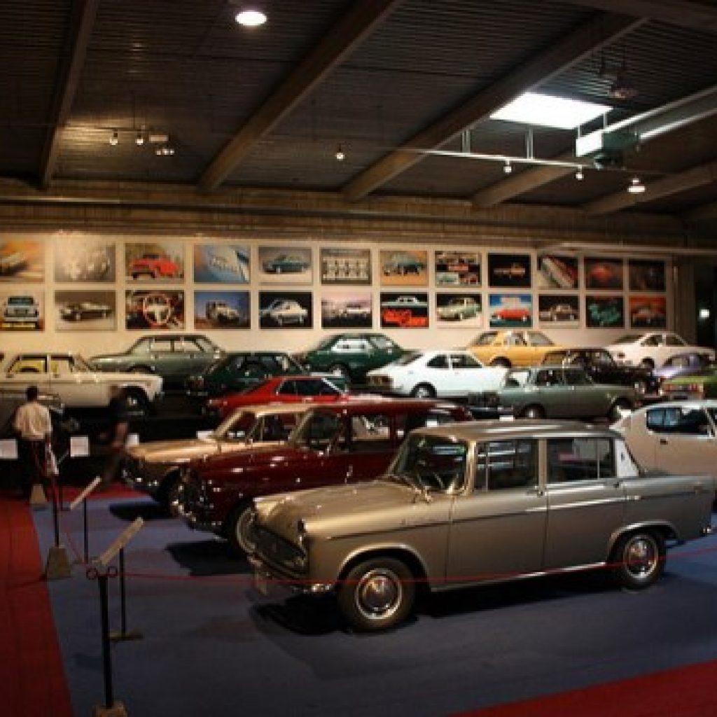 Музей японских автомобилей в москве. Toyota Museum. Музей Toyota в Японии. Автомобильный музей Тойоты Нагоя. Музей японских авто в Москве.